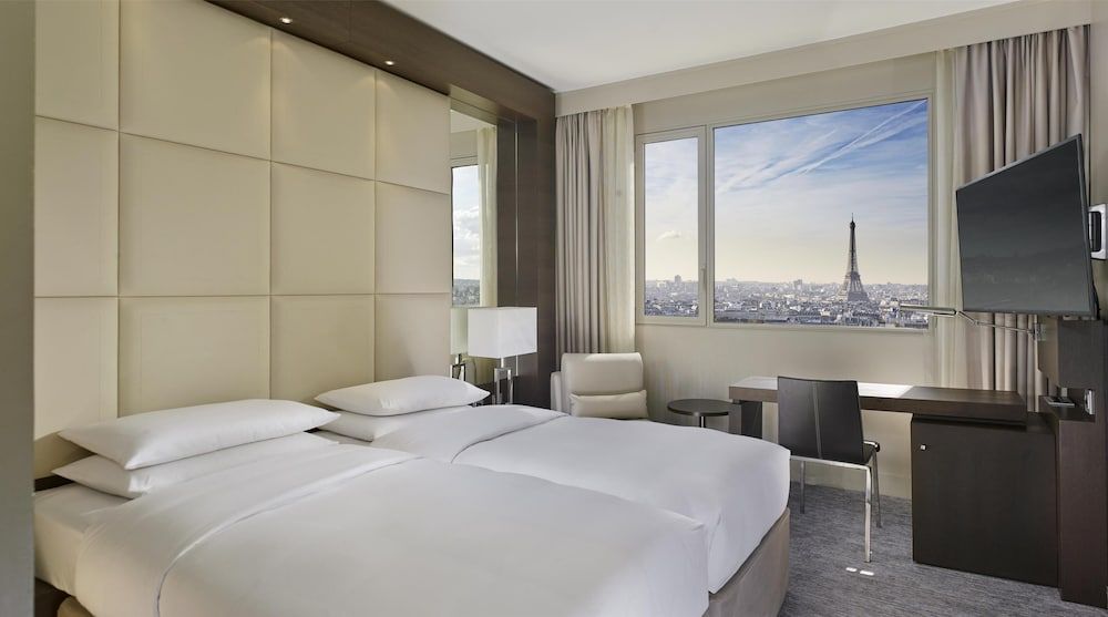 afbeelding van Kamer, 2 eenpersoonsbedden (Eiffel Tower View)