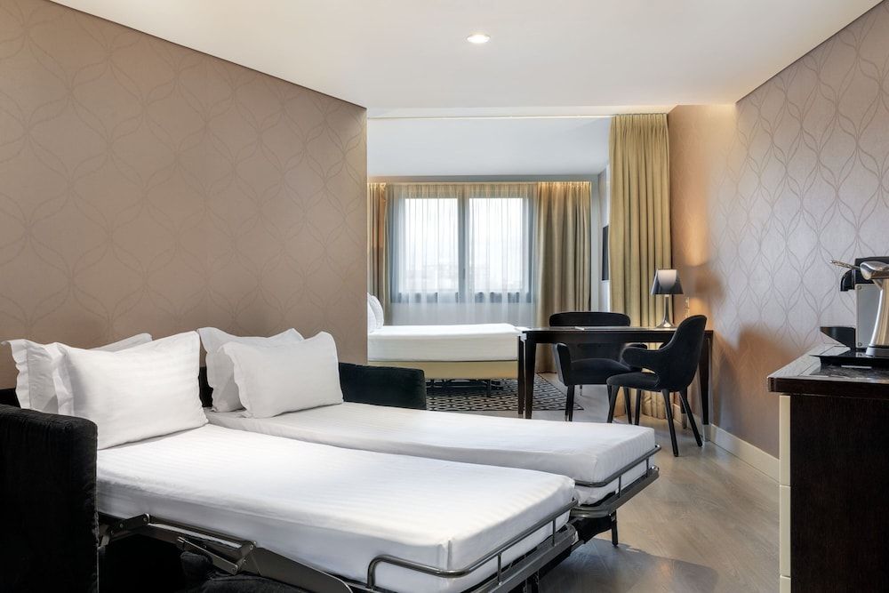 afbeelding van Familiekamer, 1 kingsize bed met slaapbank