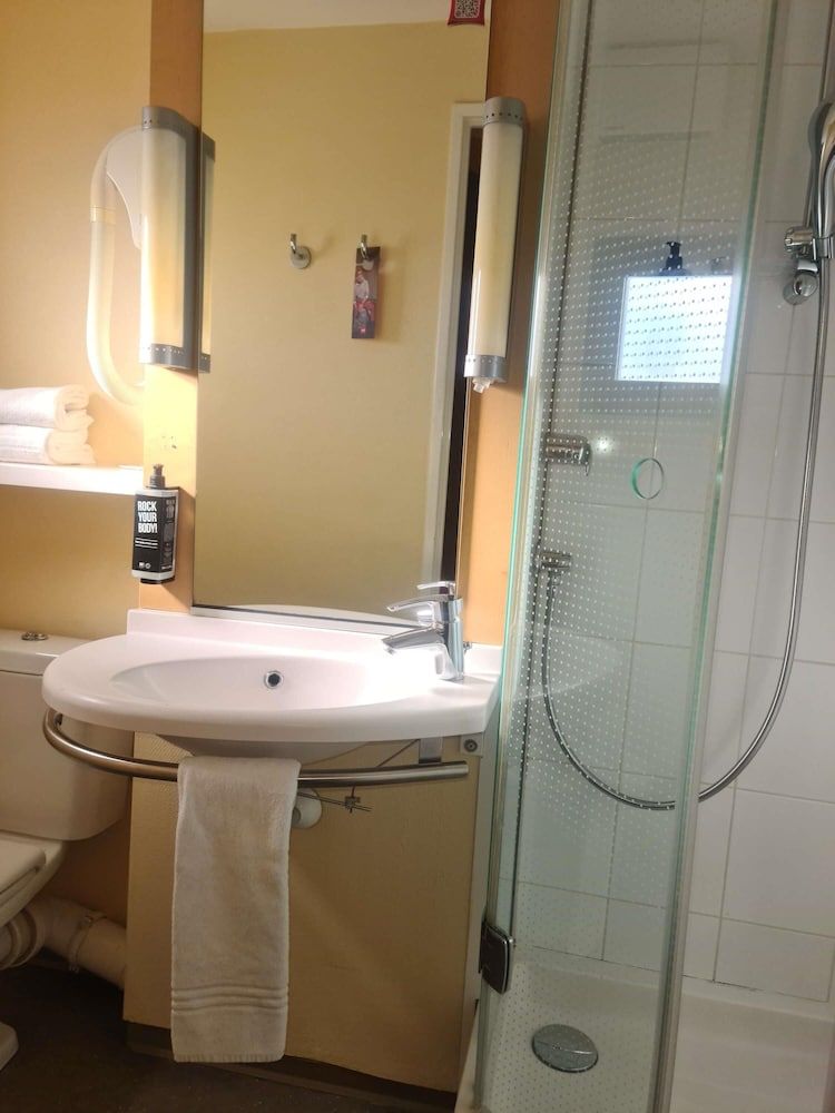 afbeelding van Standaard kamer, 2 eenpersoonsbedden