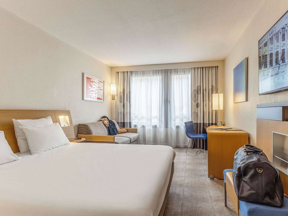 afbeelding van Executive kamer, 1 tweepersoonsbed met slaapbank
