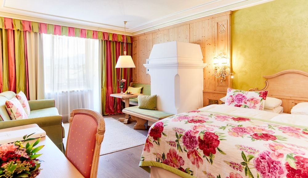 afbeelding van Junior suite, bad, uitzicht op bergen (40m²)