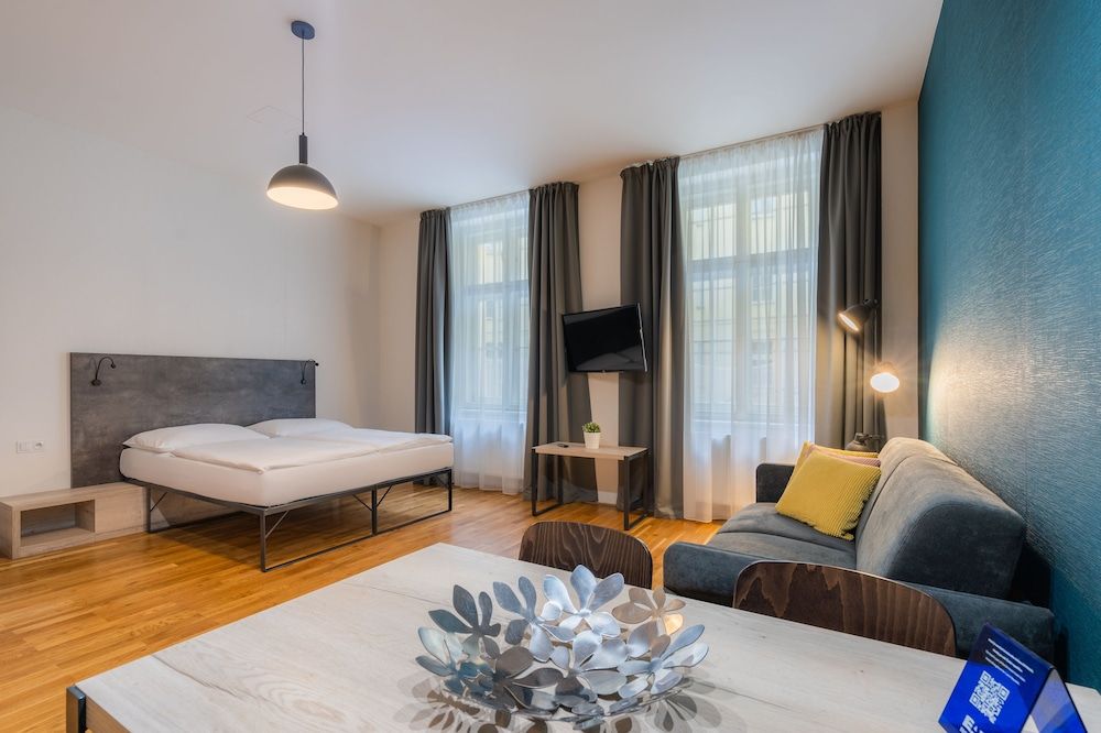 afbeelding van Superior studio (4 People)