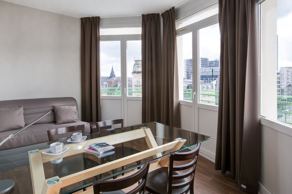 afbeelding van Suite (Privilege)