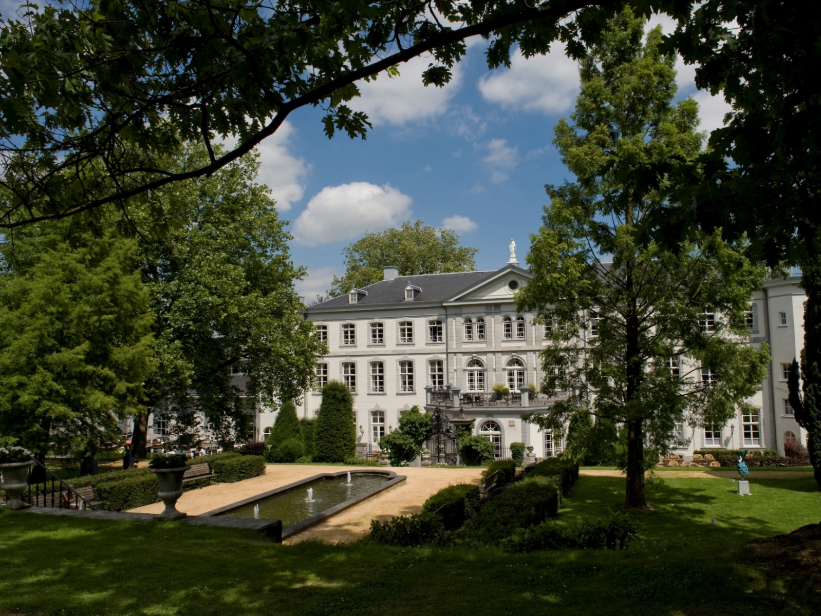 Hotel Kasteel Bloemendal In Vaals - Aanbiedingen Hotel Specials