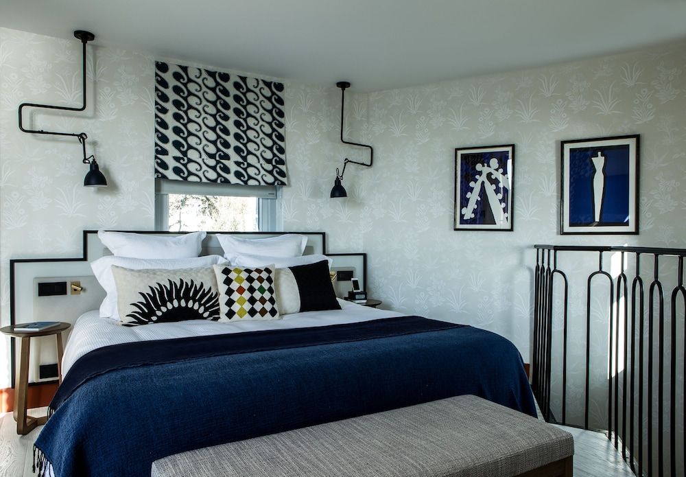 afbeelding van Deluxe tweepersoonskamer, 1 kingsize bed, balkon, uitzicht op zee