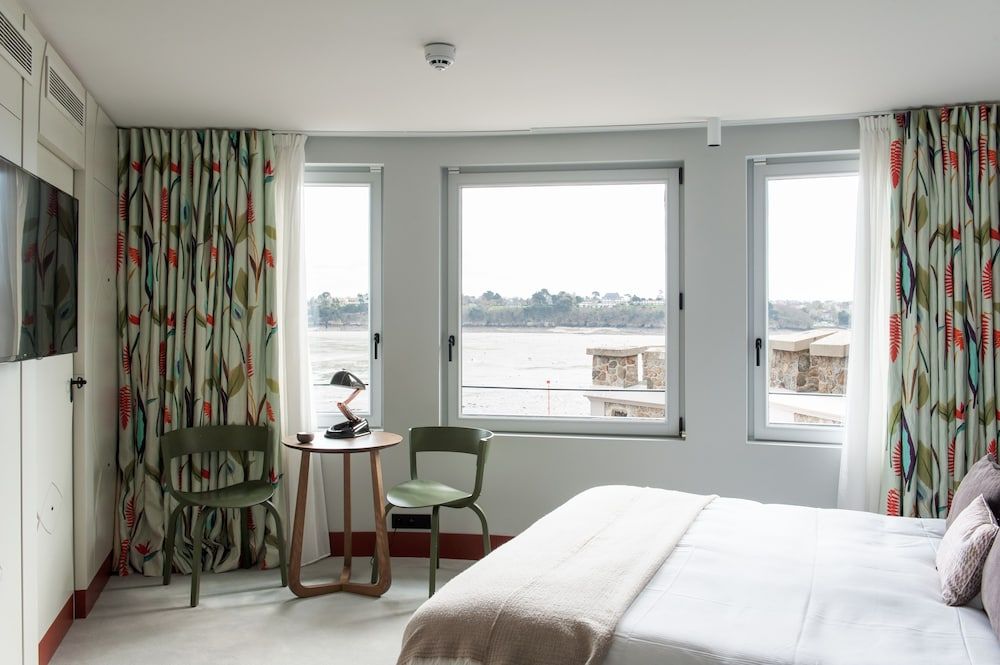 afbeelding van Deluxe kamer, 1 kingsize bed, uitzicht op zee