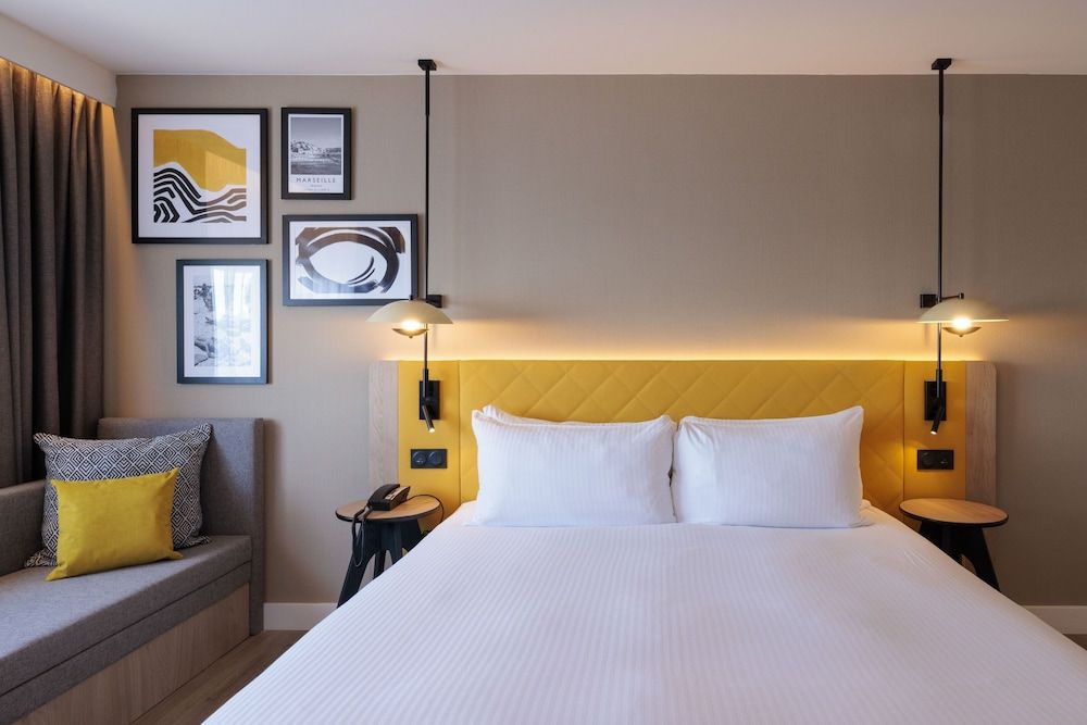 afbeelding van Deluxe kamer, 1 kingsize bed met slaapbank