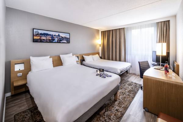 Tryp Düsseldorf Airport Park Sleep & Fly www.hotelspecials.be