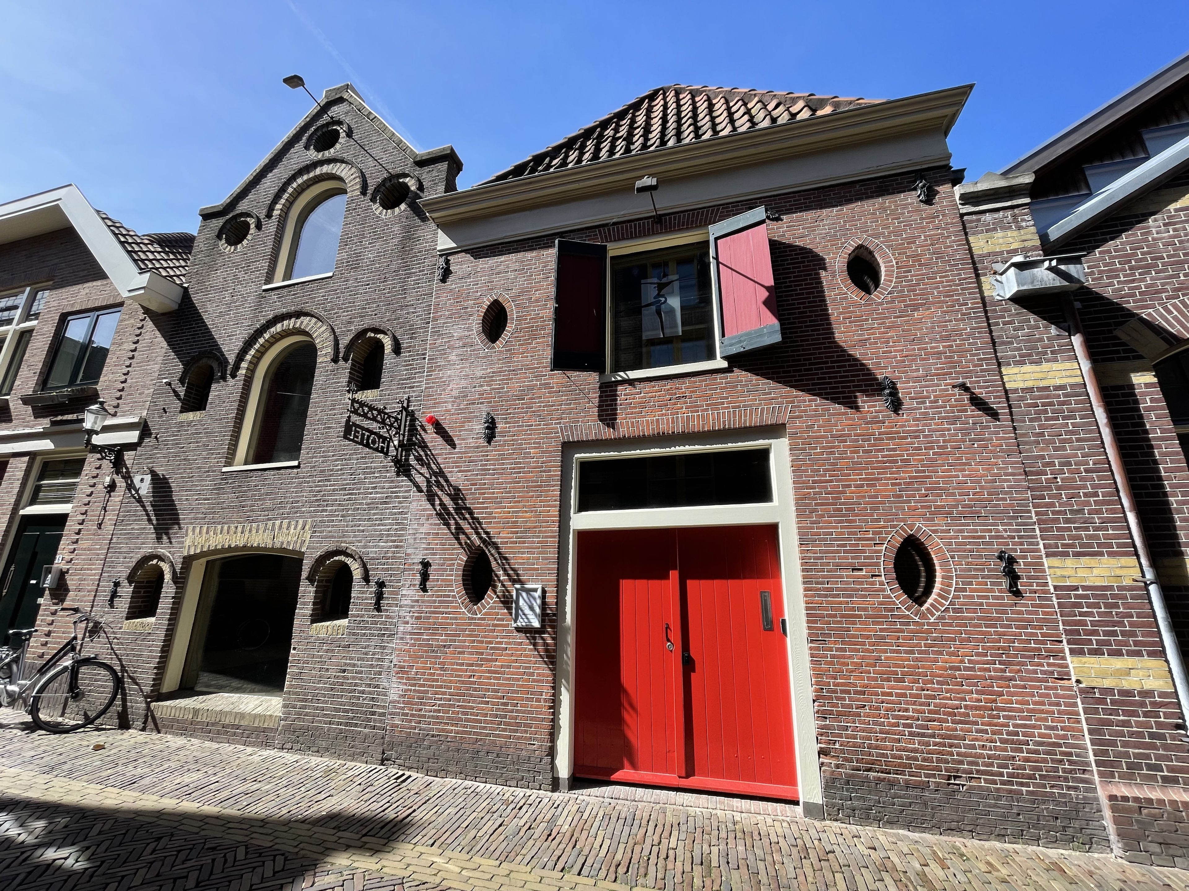 Buitenzijde