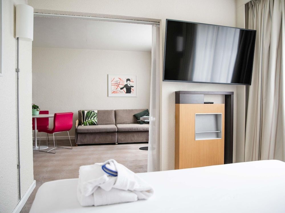 afbeelding van Suite, 1 queensize bed met slaapbank