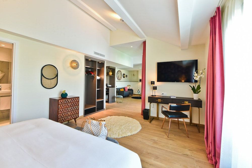 afbeelding van Junior suite, balkon, uitzicht op stad
