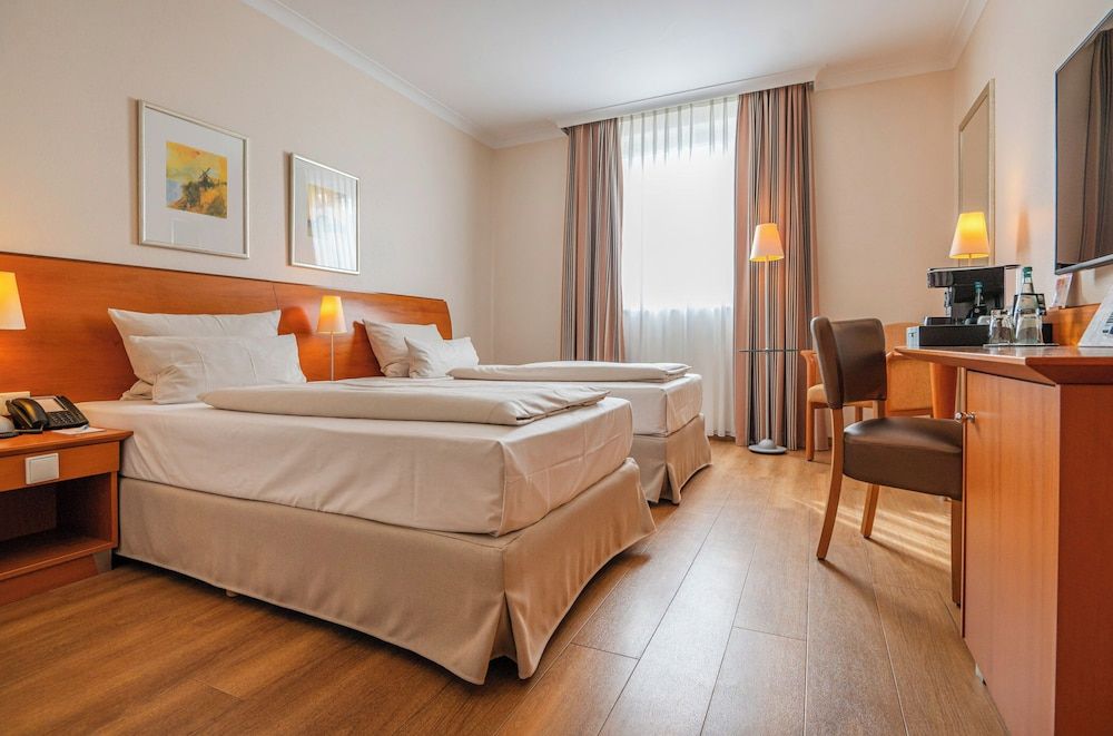 afbeelding van Business kamer, 1 queensize bed, uitzicht op tuin