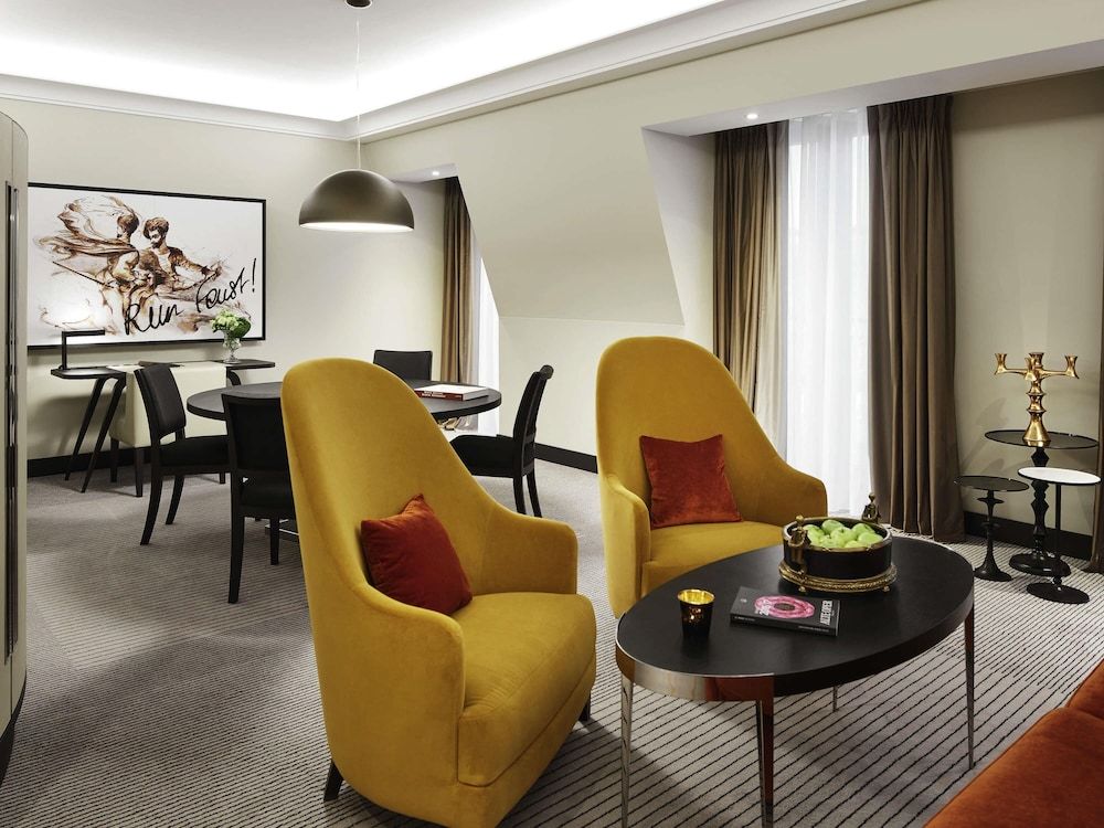 afbeelding van Suite, 1 kingsize bed, uitzicht op stad (Opera)
