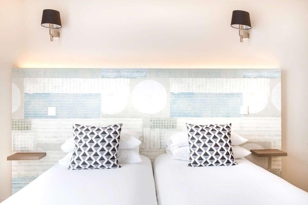 afbeelding van Deluxe kamer, 1 kingsize bed, balkon, uitzicht op zee
