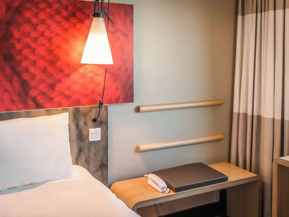 afbeelding van Standaard kamer, 3 eenpersoonsbedden