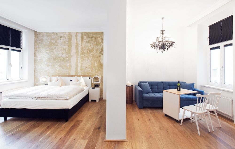 afbeelding van Grand kamer (Independent)