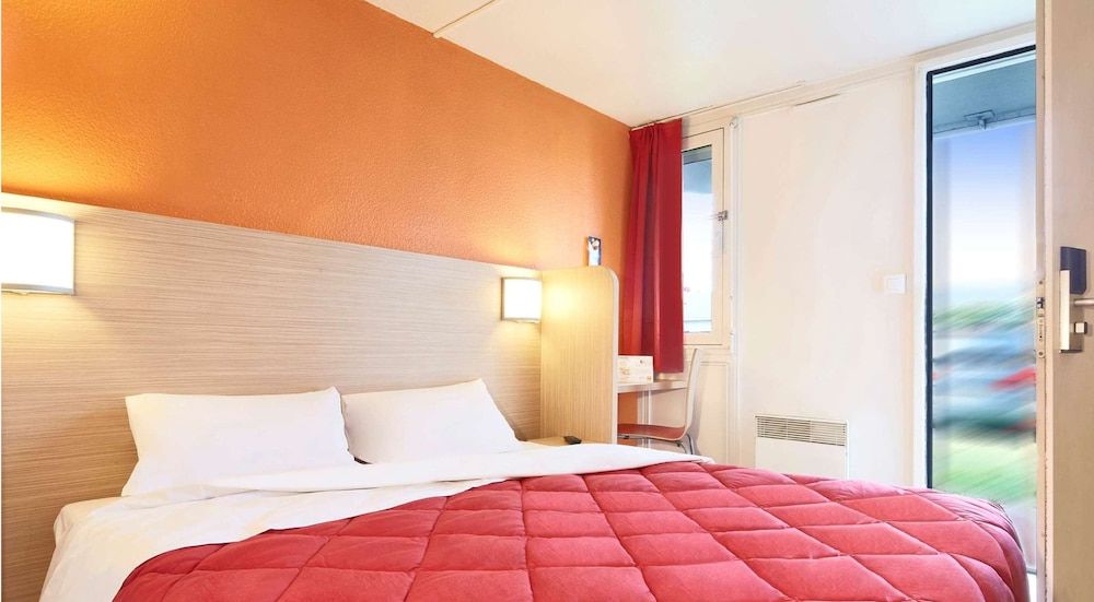afbeelding van Standaard kamer, meerdere bedden (1 Double and 1 Single bed)