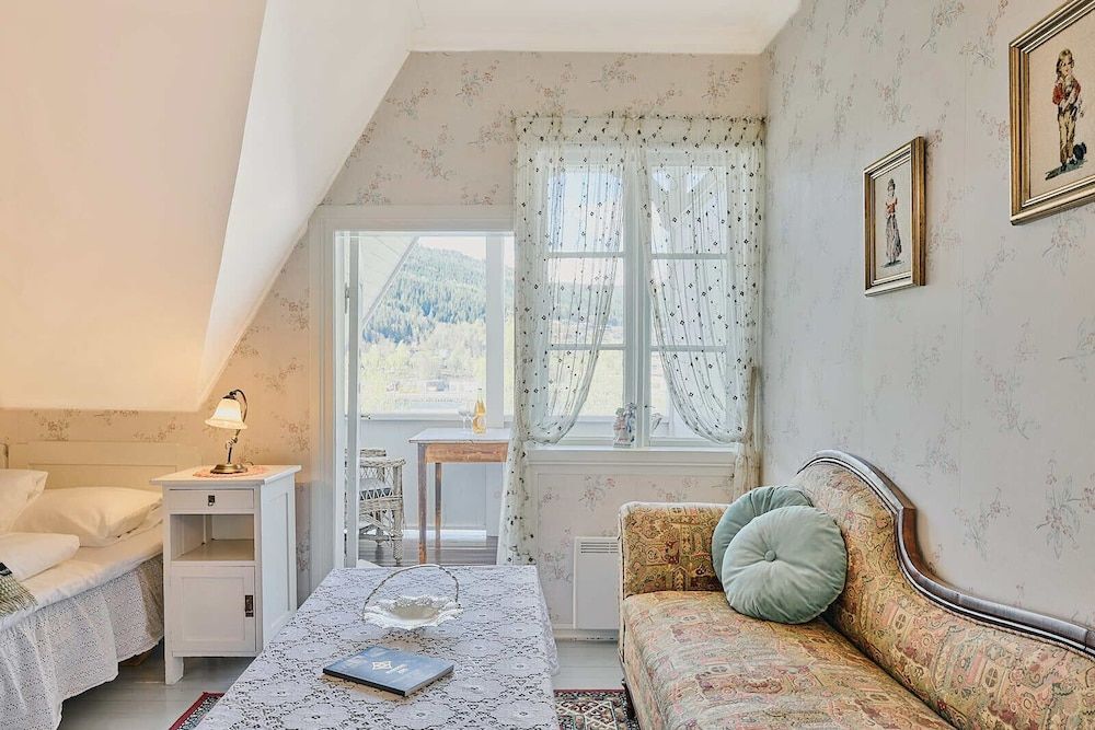 afbeelding van Traditionele kamer, 1 twee- of 2 eenpersoonsbedden, uitzicht op baai