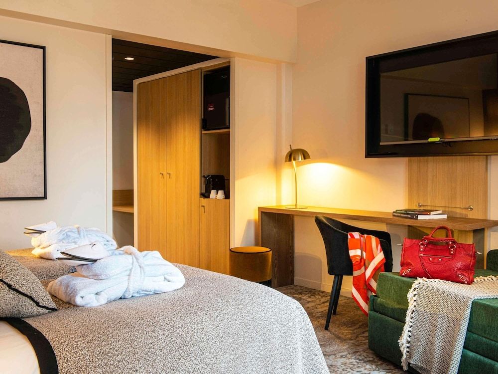afbeelding van Privilege, Kamer