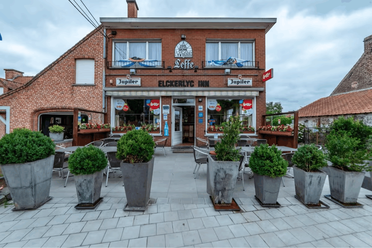 Buitenzijde