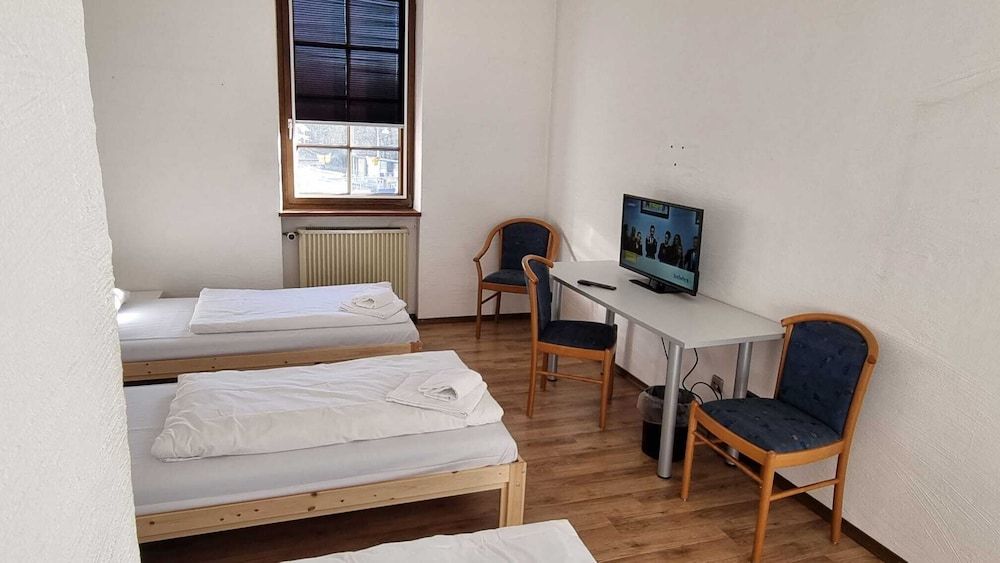 afbeelding van Economy vierpersoonskamer, gedeelde badkamer (mit großem Balkon)