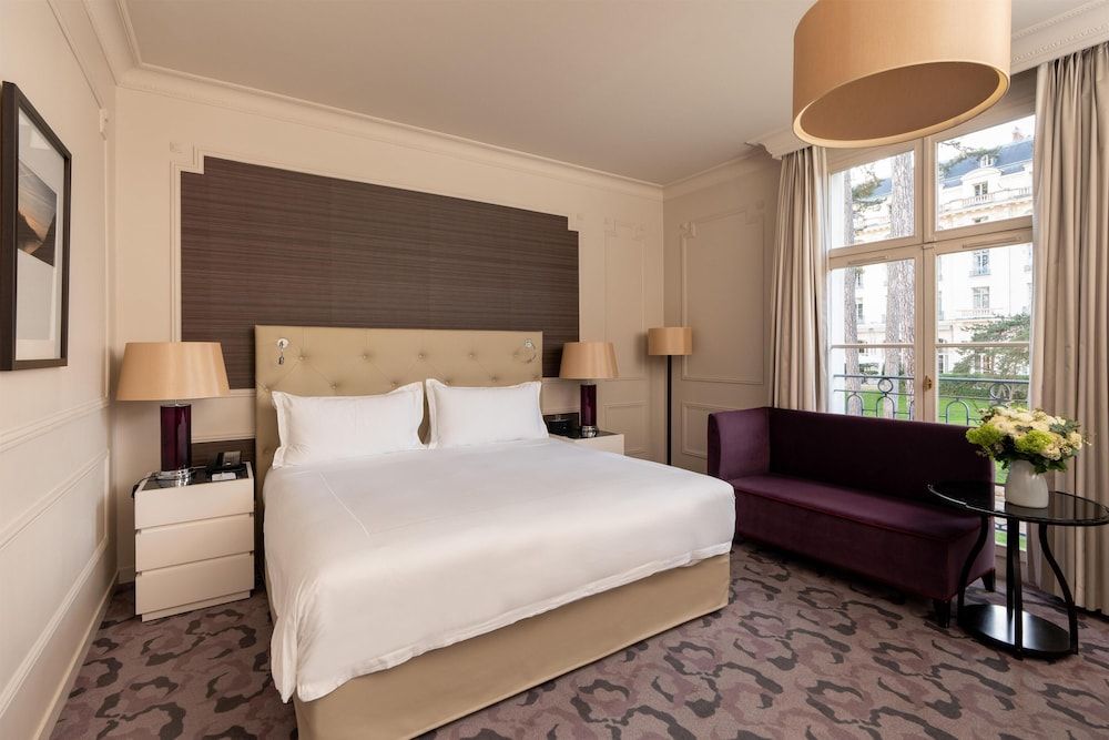 afbeelding van Kamer, 1 kingsize bed, uitzicht op tuin, bijgebouw (Pavillon 4 star)