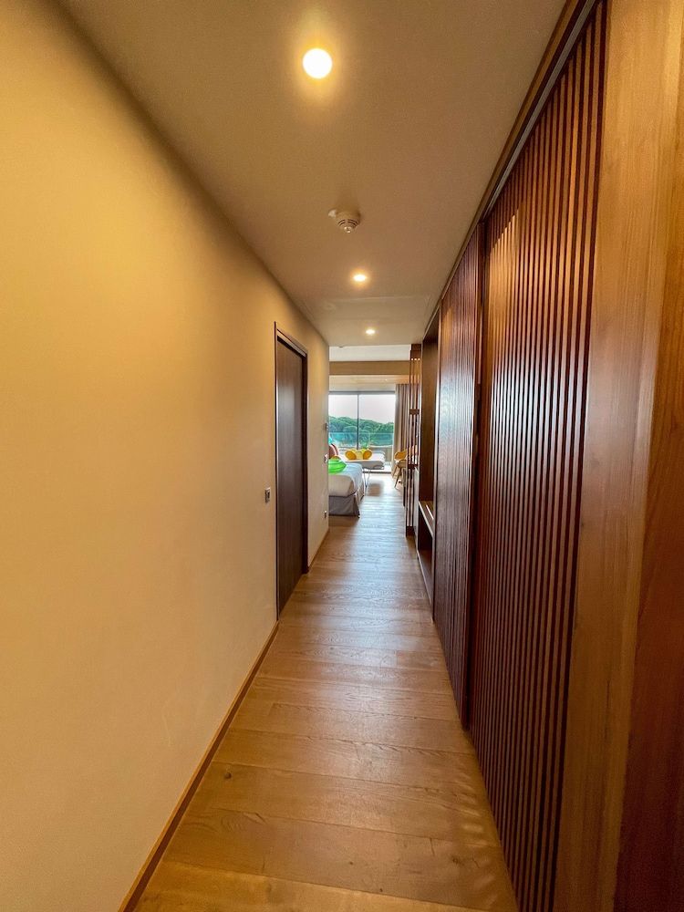 afbeelding van Junior suite, 1 kingsize bed met slaapbank, balkon, uitzicht op zee