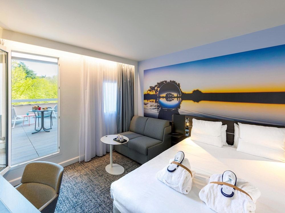 afbeelding van Executive kamer, 1 tweepersoonsbed met slaapbank, balkon