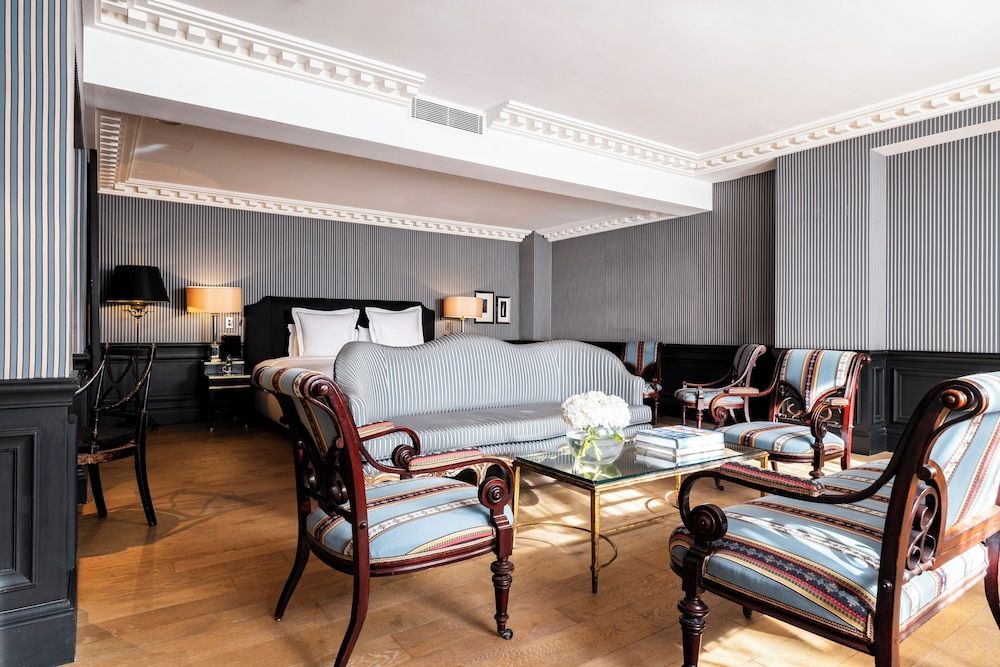 afbeelding van Suite, 1 kingsize bed met slaapbank