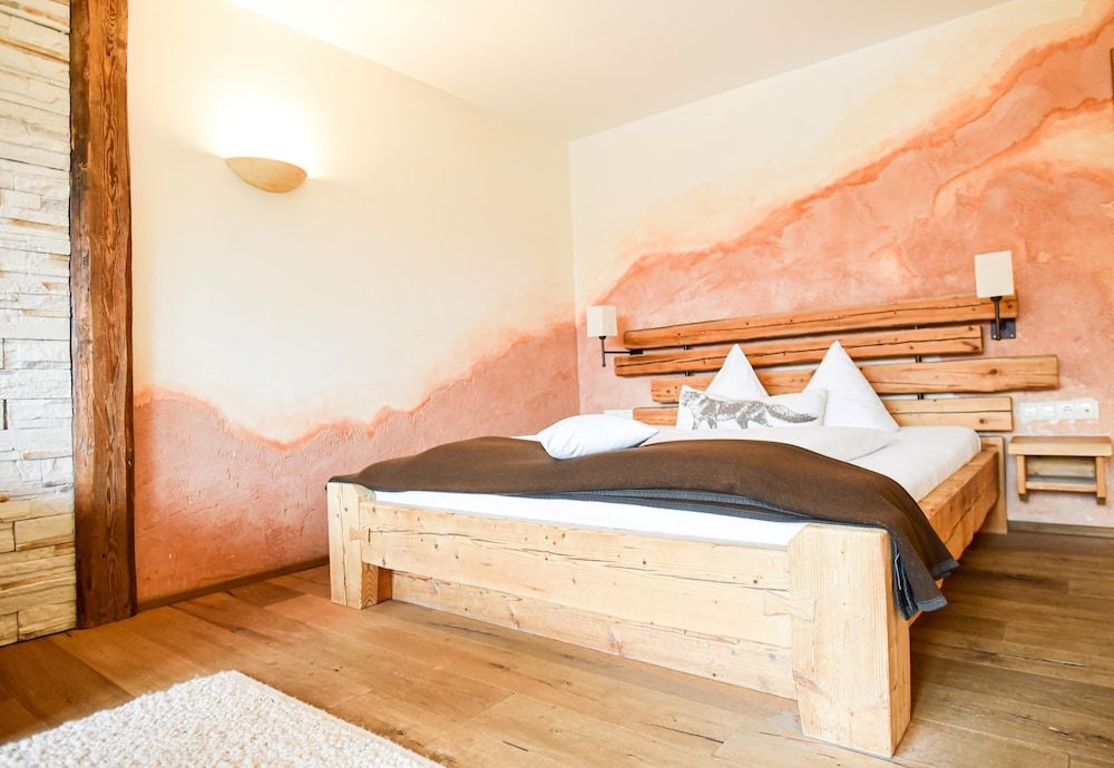 afbeelding van Familiekamer, 2 slaapkamers, balkon, uitzicht op bergen (Cozy Sitting Corner)