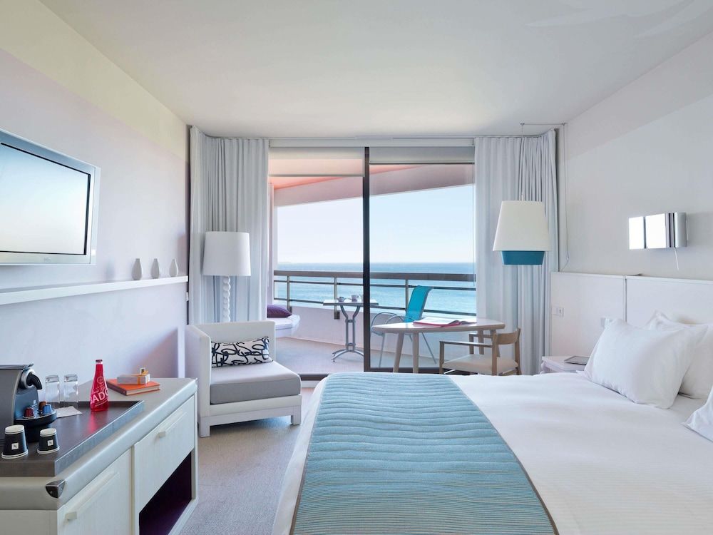 afbeelding van Superior kamer, 1 kingsize bed met slaapbank, terras, uitzicht op zee