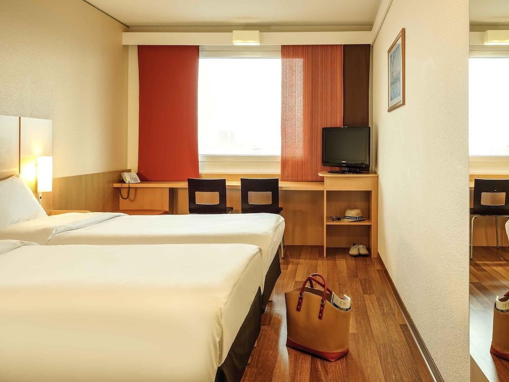 afbeelding van Standaard kamer, 2 eenpersoonsbedden