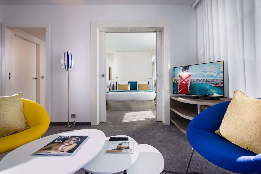afbeelding van Executive suite, meerdere bedden, uitzicht op zee